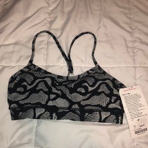 LULULEMON Flow Y Bra